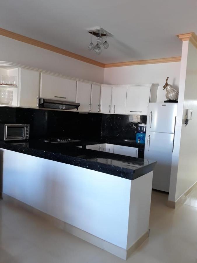 Departamentos Marcecilia De 2 Y 3 Habitaciones En El Centro De Manta Kültér fotó