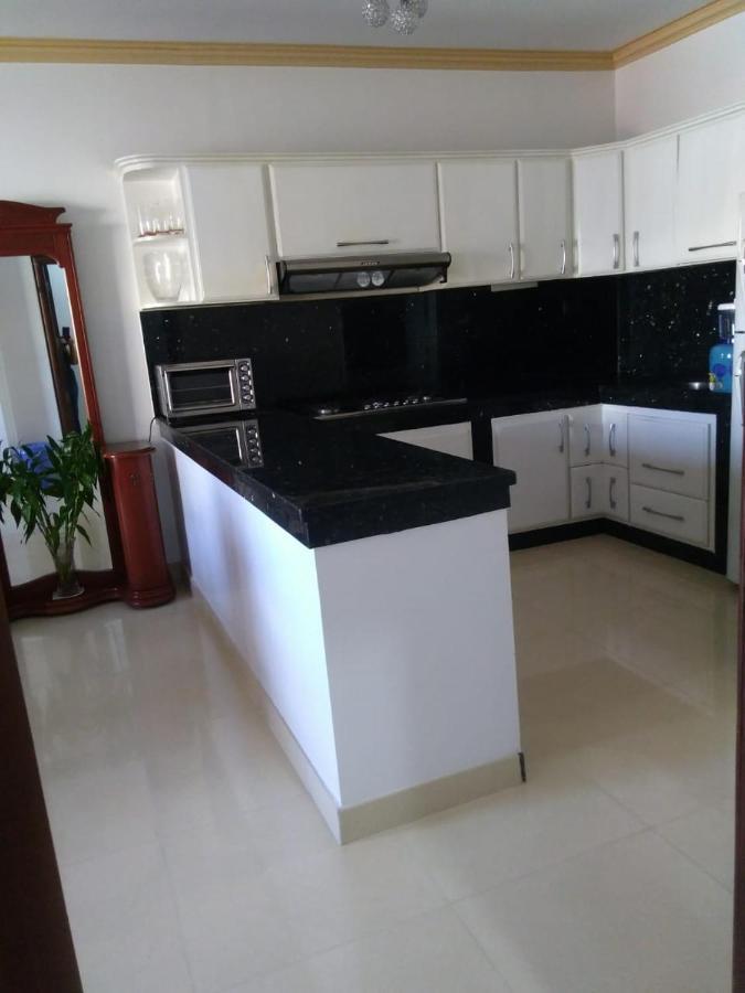 Departamentos Marcecilia De 2 Y 3 Habitaciones En El Centro De Manta Kültér fotó
