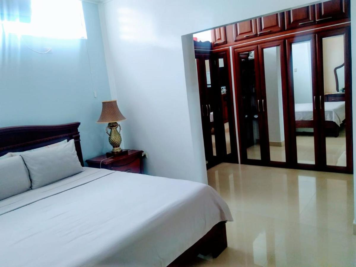 Departamentos Marcecilia De 2 Y 3 Habitaciones En El Centro De Manta Kültér fotó